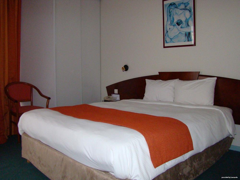 Best Western Hotel Sourceo Saint-Paul-lès-Dax Exteriér fotografie