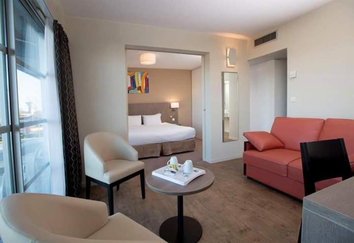 Best Western Hotel Sourceo Saint-Paul-lès-Dax Exteriér fotografie